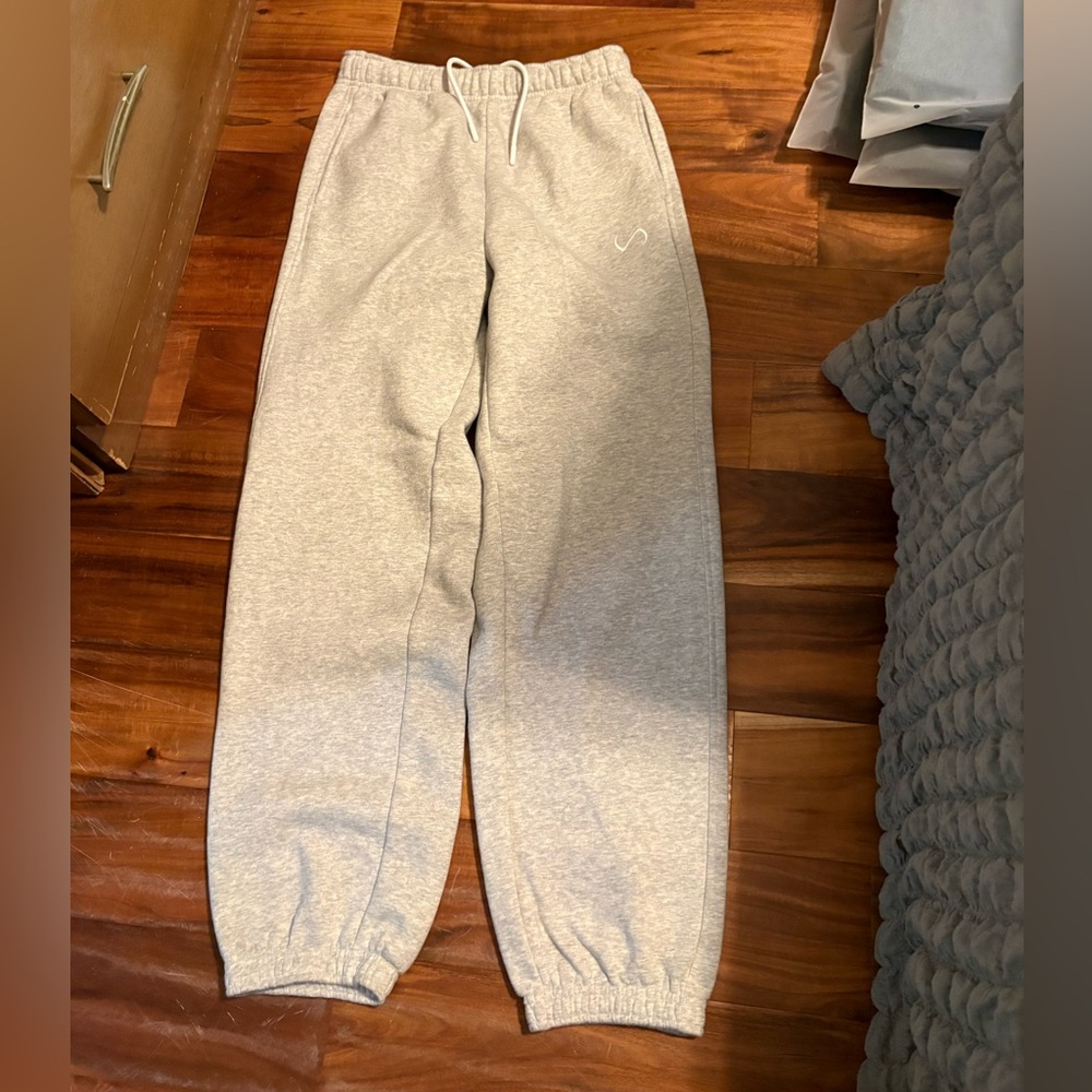 Tlf Gray Sweatpants small (0705)‎